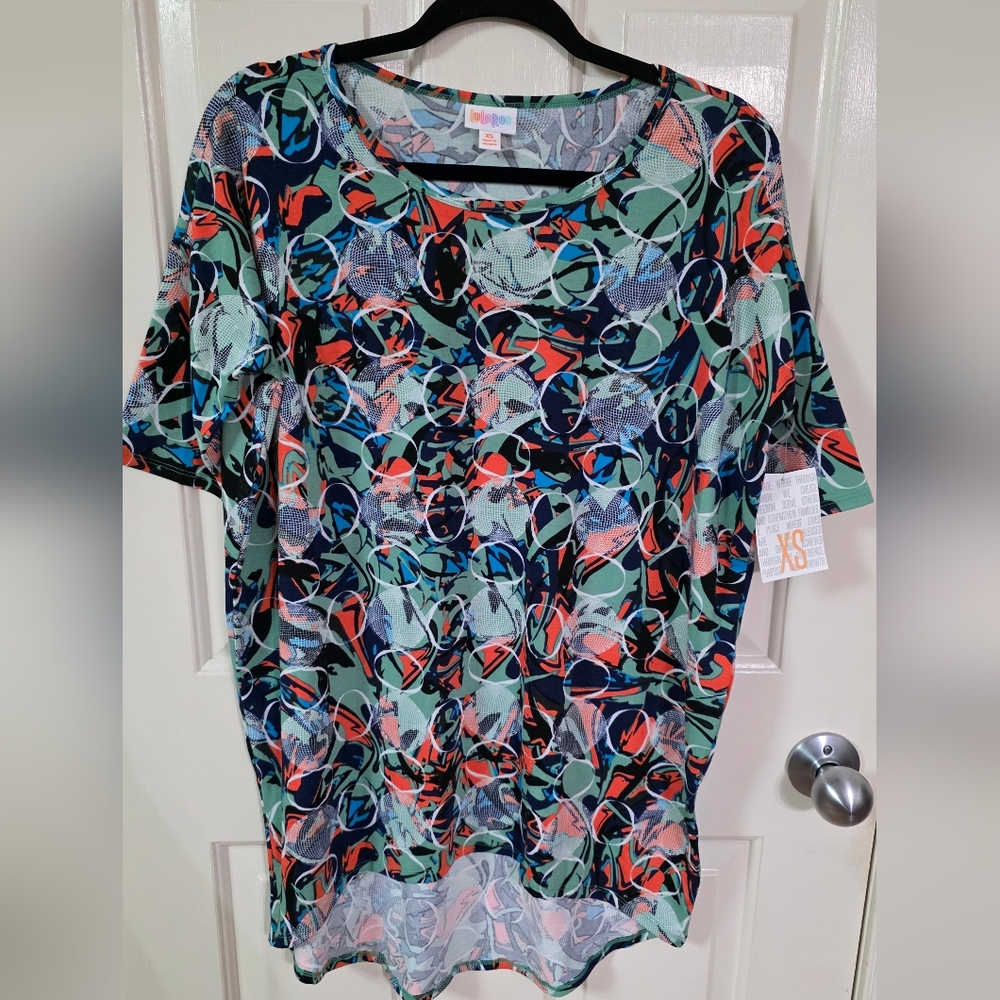 NEW LuLaRoe LLR Irma Geometric Short Sleeve Tunic Women XS, Simply Comfortable